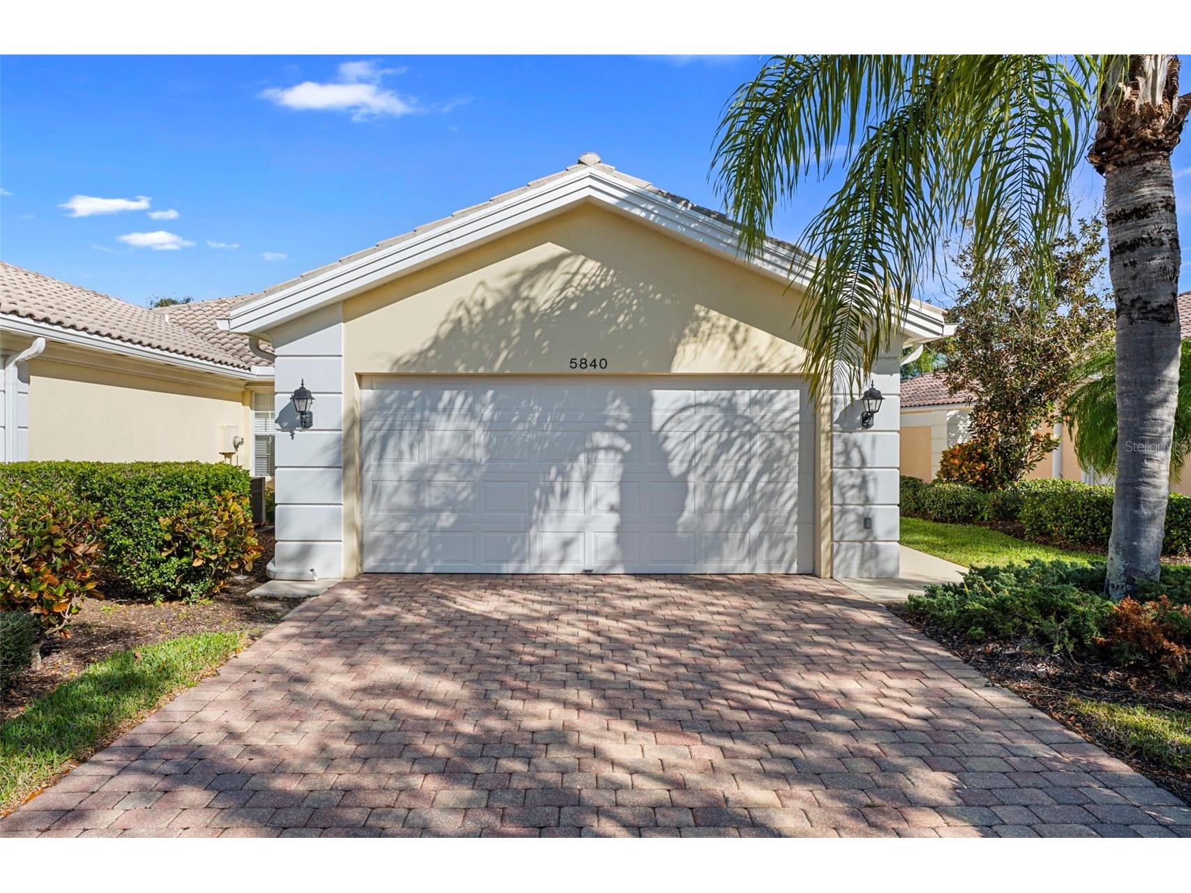 5840 Helicon Place Sarasota FL 34238 A4679615 image1