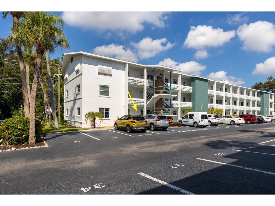 5840 Welcome Road #J1 Bradenton FL 34207 W7858003 image1
