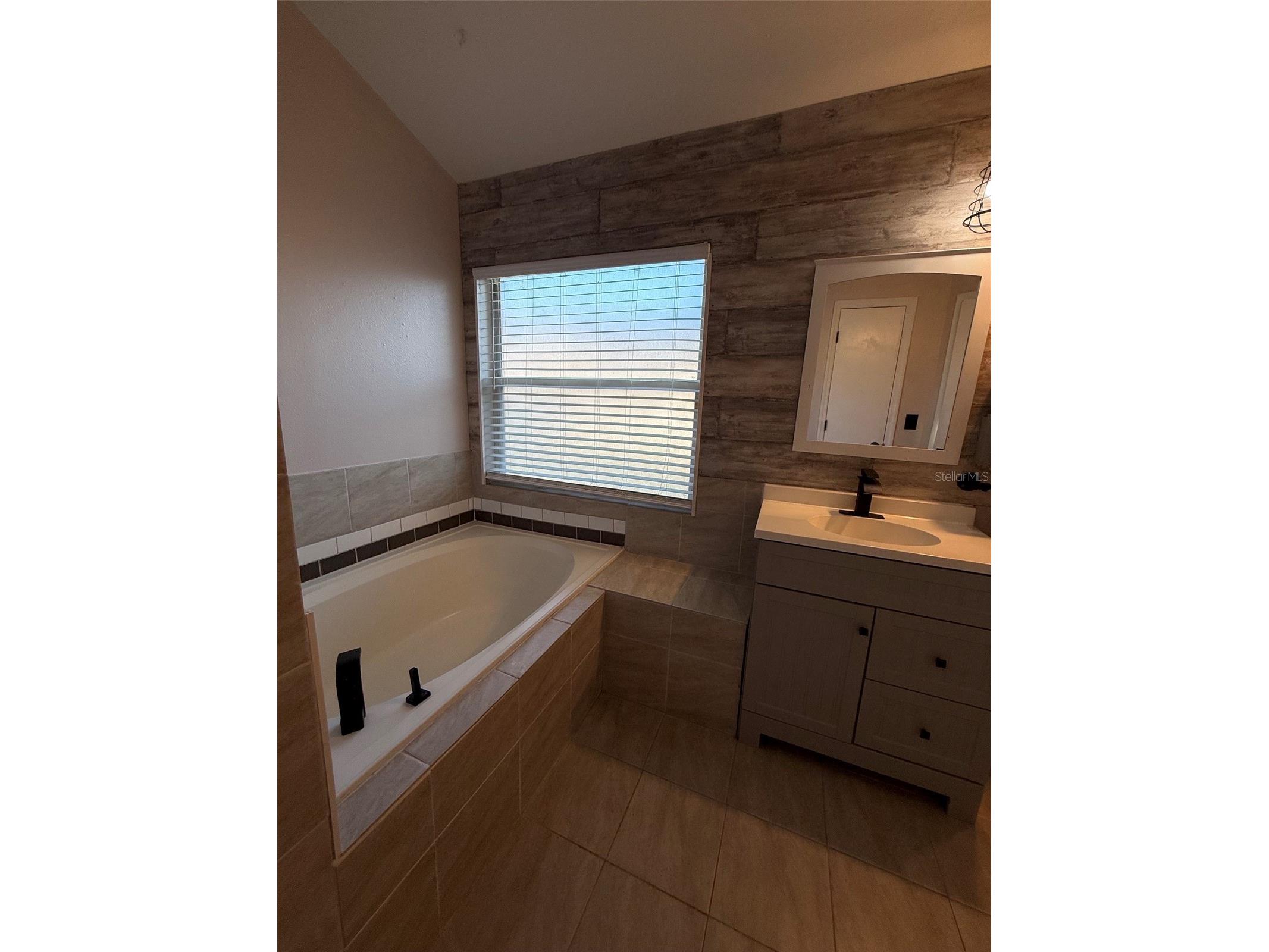 5841 Dorham Place Wesley Chapel FL 33545 TB8510508 image18