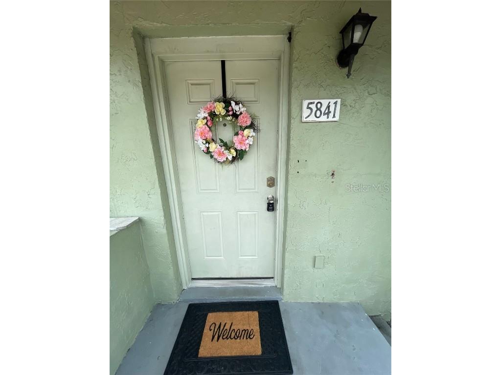 5841 La Costa Drive #201 Orlando FL 32807 O6124566 image1