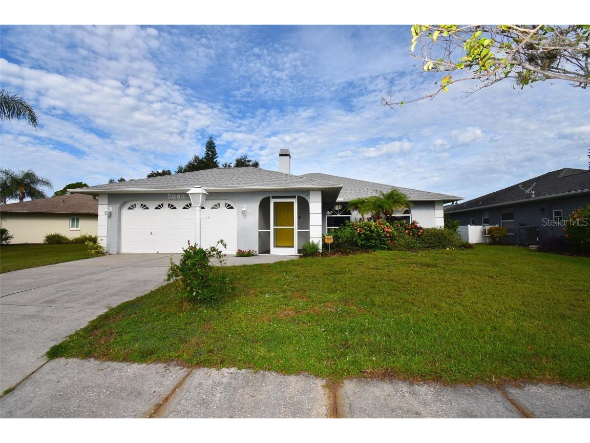5843 Covington Way Sarasota FL 34232 U8207905 image1