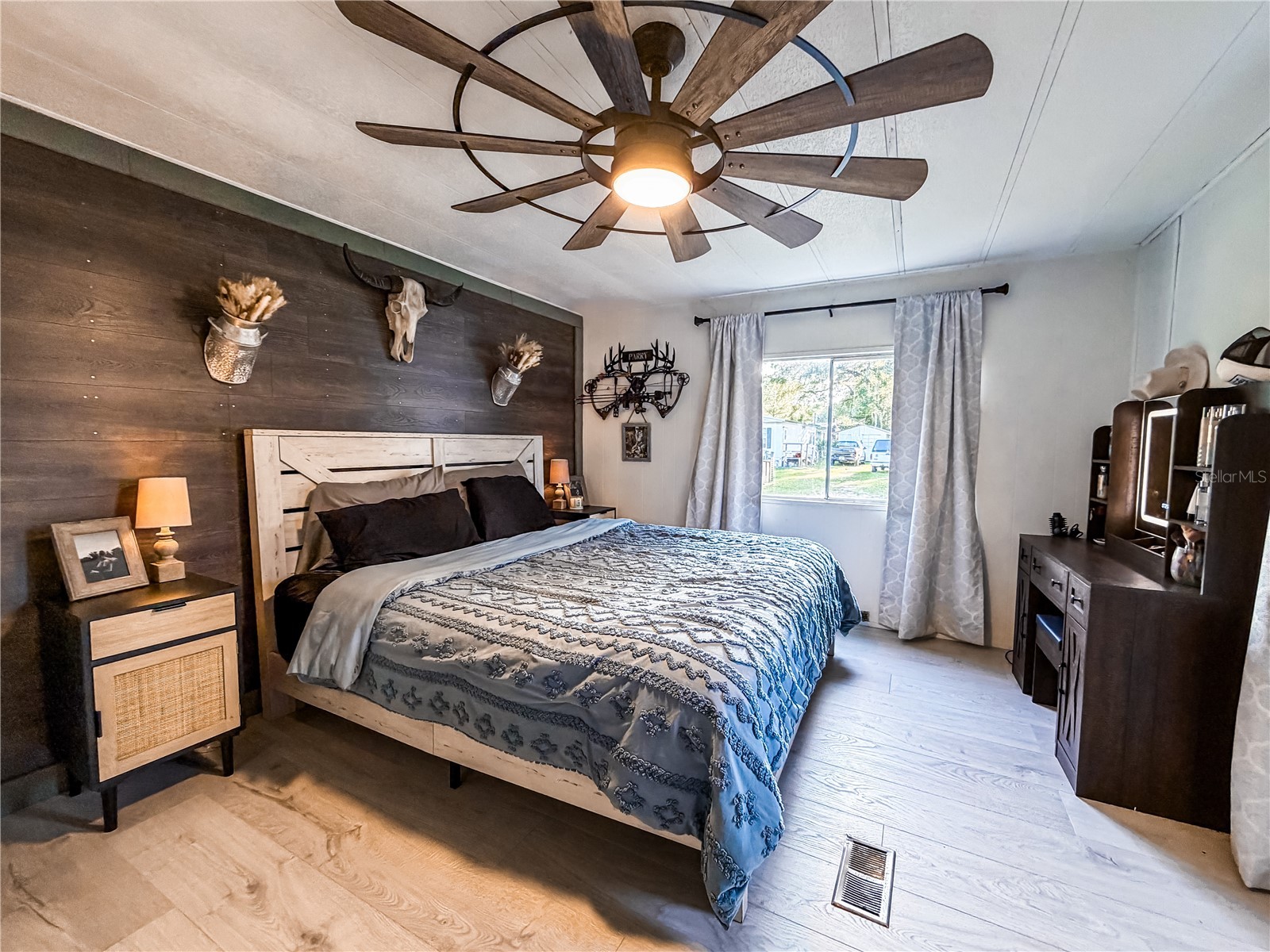 5843 NE 167th Avenue Silver Springs FL 34488 OM726295 image11