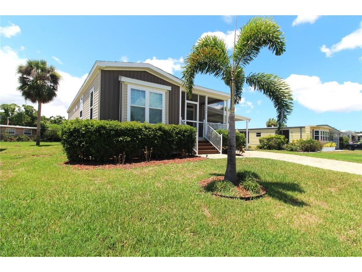 5844 Danbury Lane Sarasota FL 34233 A4614414 image1