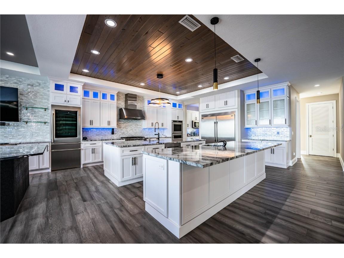 5845 Bahia Way S. Way W Saint Pete Beach FL 33706 - BOCA CIEGA BAY L4956297 image12