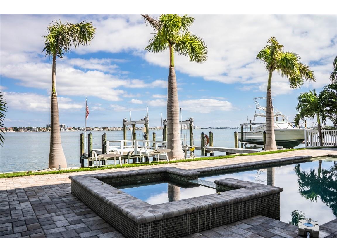 5845 Bahia Way S. Way W Saint Pete Beach FL 33706 - BOCA CIEGA BAY L4956297 image50