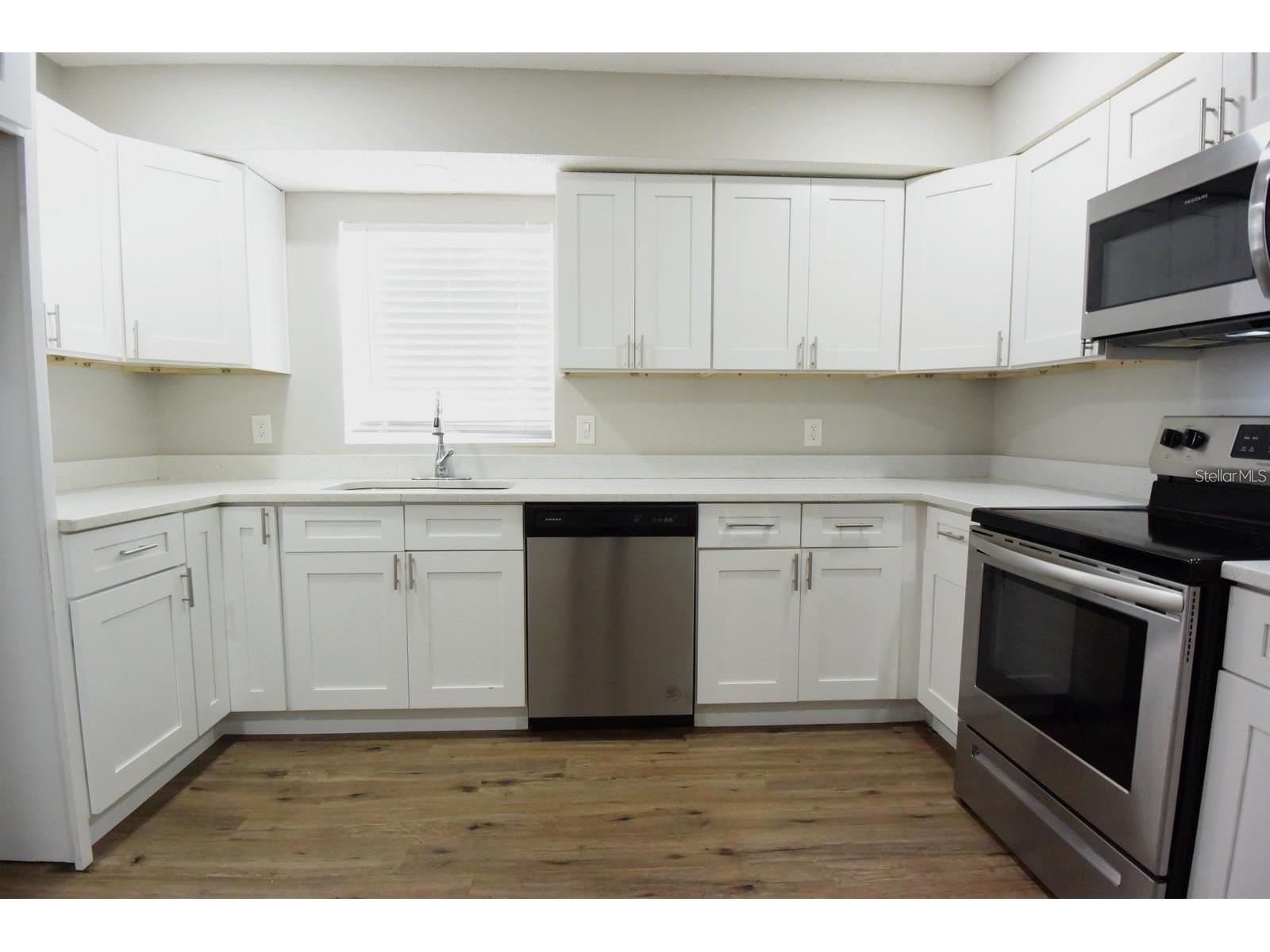 5845 Elm Street New Port Richey FL 34652 L4961349 image3