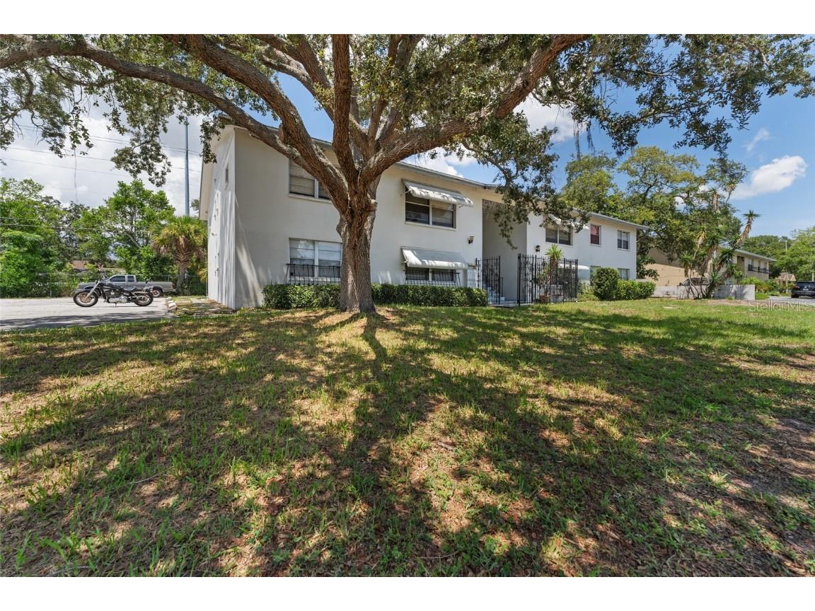 5845 Fairfield Avenue S Saint Petersburg FL 33707 U8252643 image3