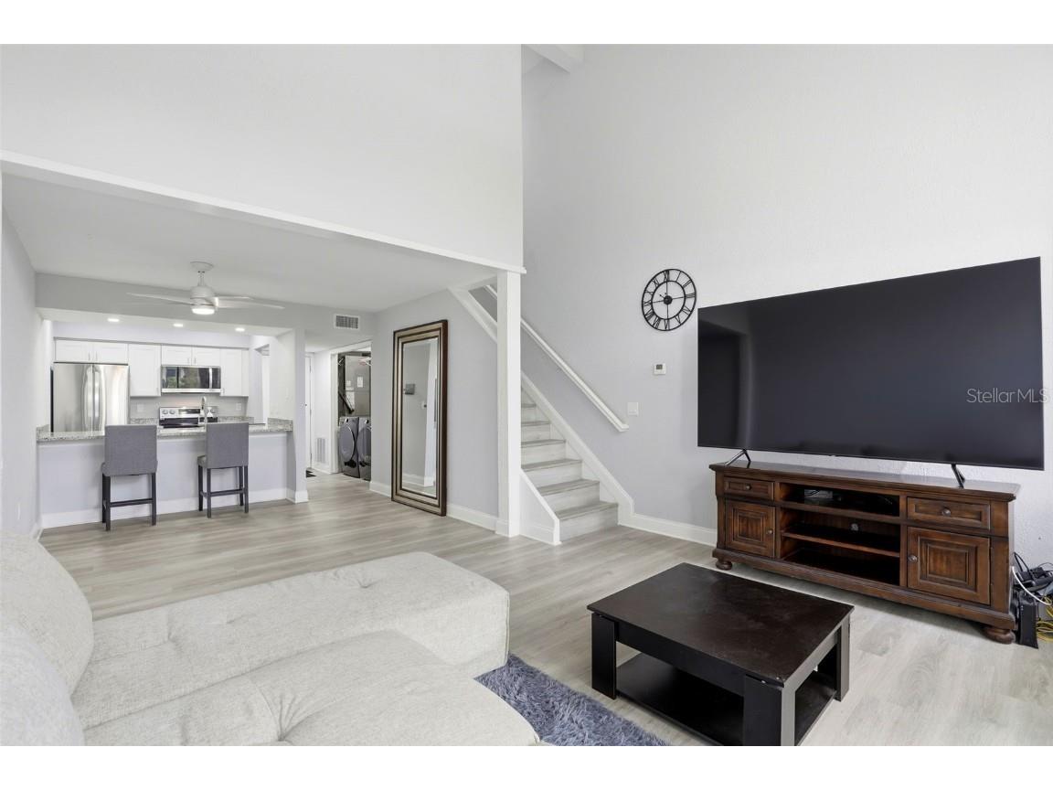 5846 Peregrine #B12 Orlando FL 32819 O6368369 image14