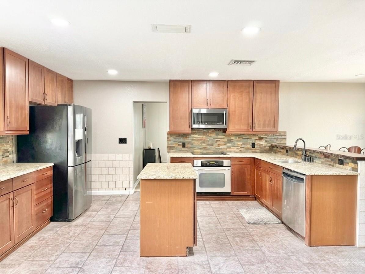 5846 Wyoming Avenue New Port Richey FL 34652 TB8492745 image4