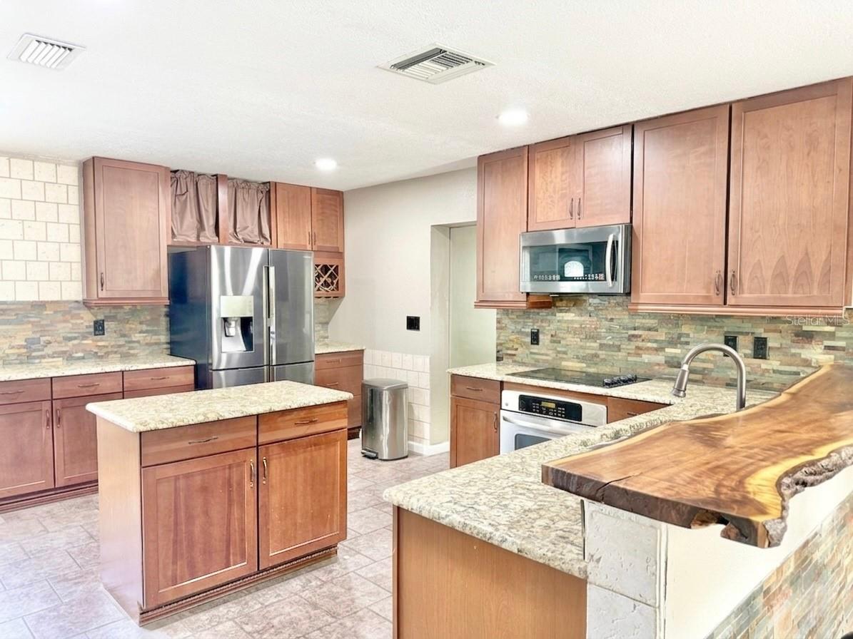 5846 Wyoming Avenue New Port Richey FL 34652 TB8492745 image6