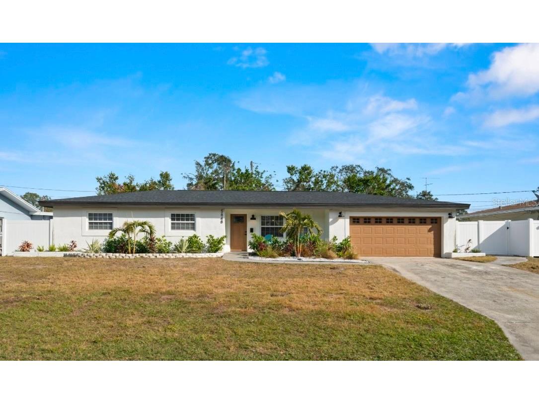 5848 7th Street S Saint Petersburg FL 33705 TB8327345 image1