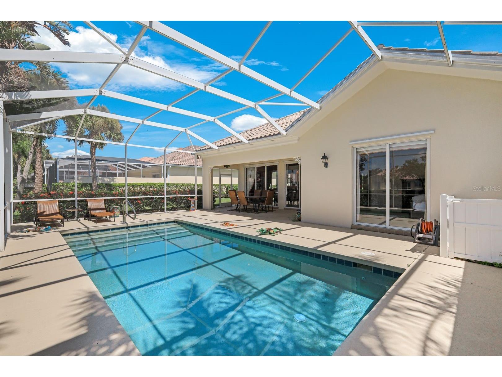 5848 Ferrara Drive Sarasota FL 34238 A4699167 image14