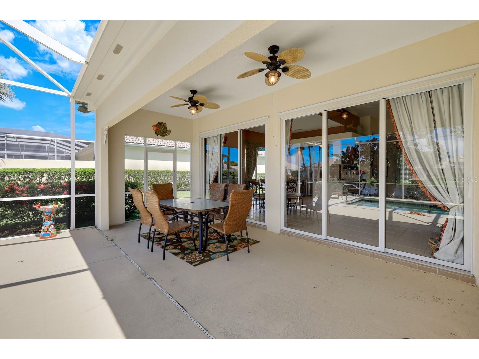 5848 Ferrara Drive Sarasota FL 34238 A4699167 image26