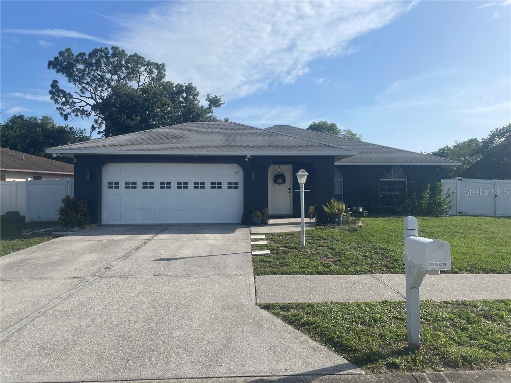 5848 Milton Avenue Sarasota FL 34243 A4655500 image1