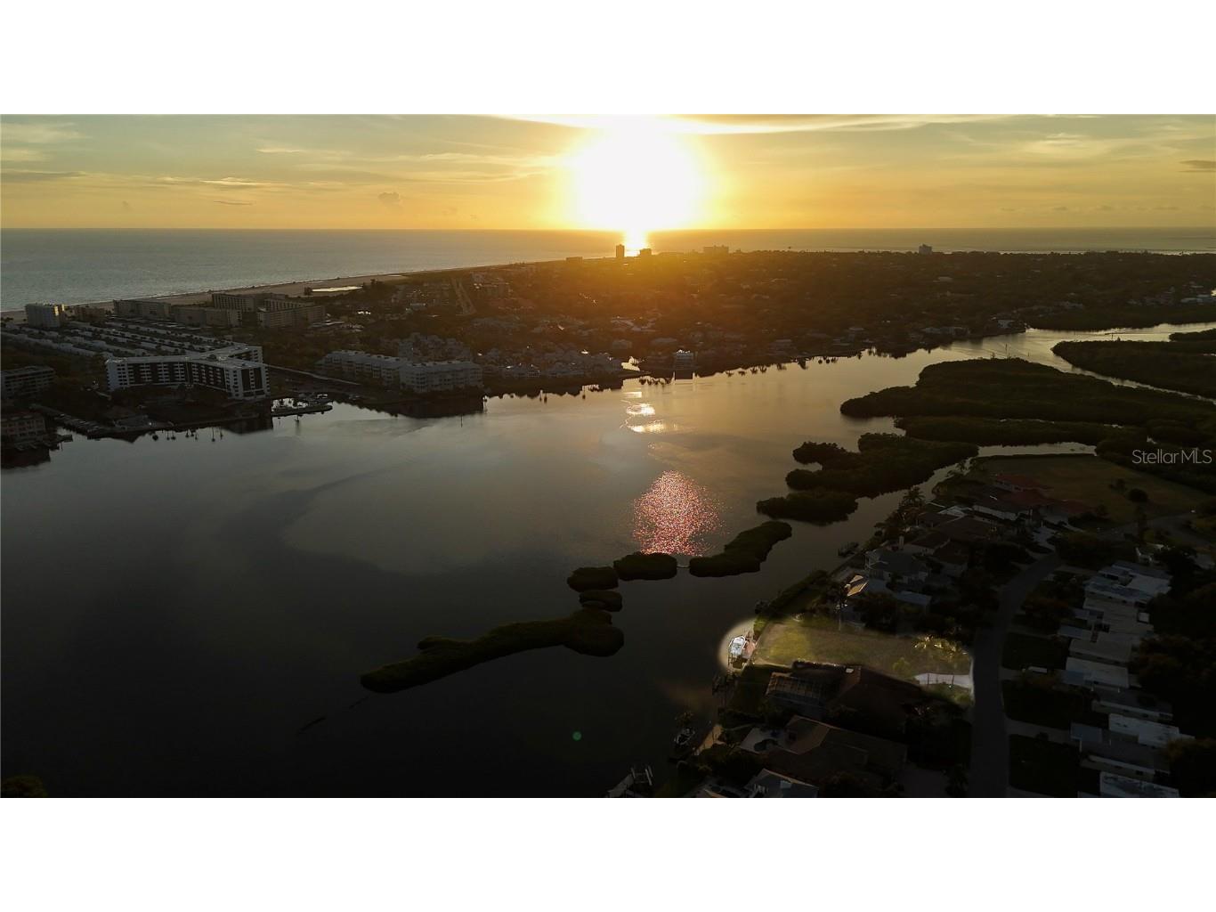 5848 Tidewood Avenue Sarasota FL 34231 A4661575 image13