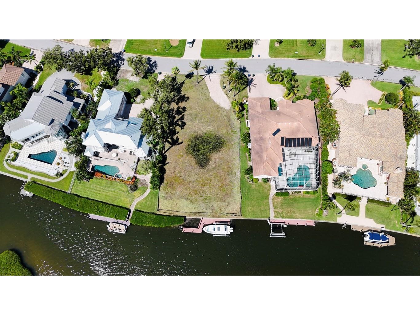 5848 Tidewood Avenue Sarasota FL 34231 A4661575 image8