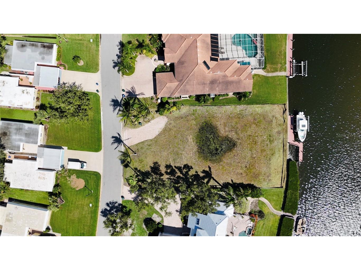 5848 Tidewood Avenue Sarasota FL 34231 A4661575 image9