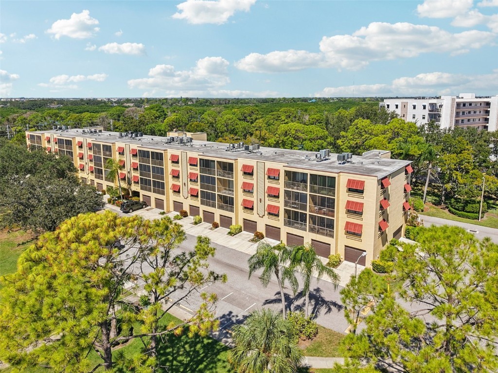 5849 Park Street N #202 Saint Petersburg FL 33709 TB8438056 image40