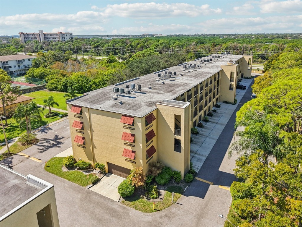 5849 Park Street N #202 Saint Petersburg FL 33709 TB8438056 image42