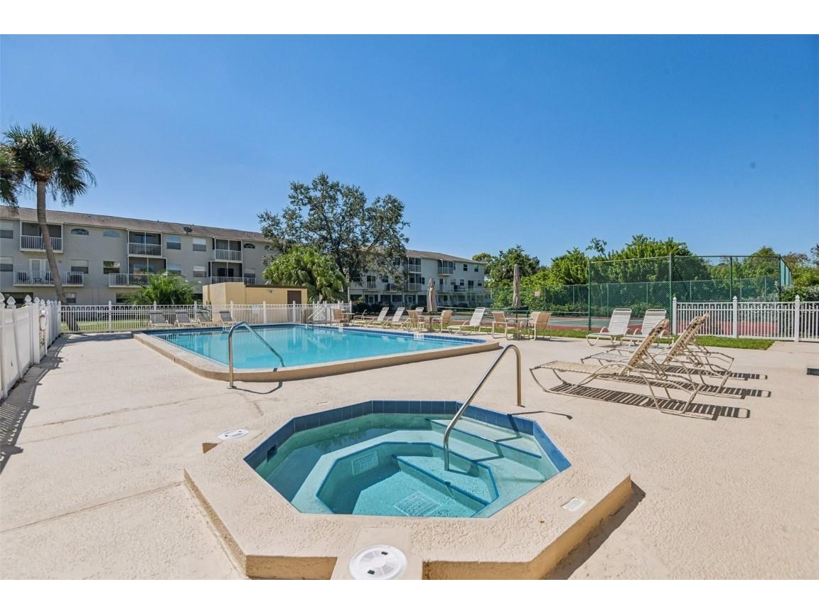 5849 Park Street N #202 Saint Petersburg FL 33709 TB8438056 image52