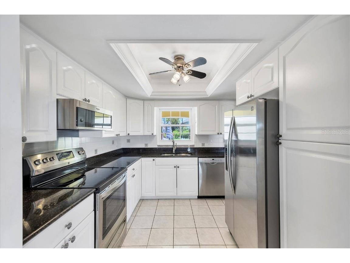 5849 Tidewood Avenue #12 Sarasota FL 34231 A4653430 image18