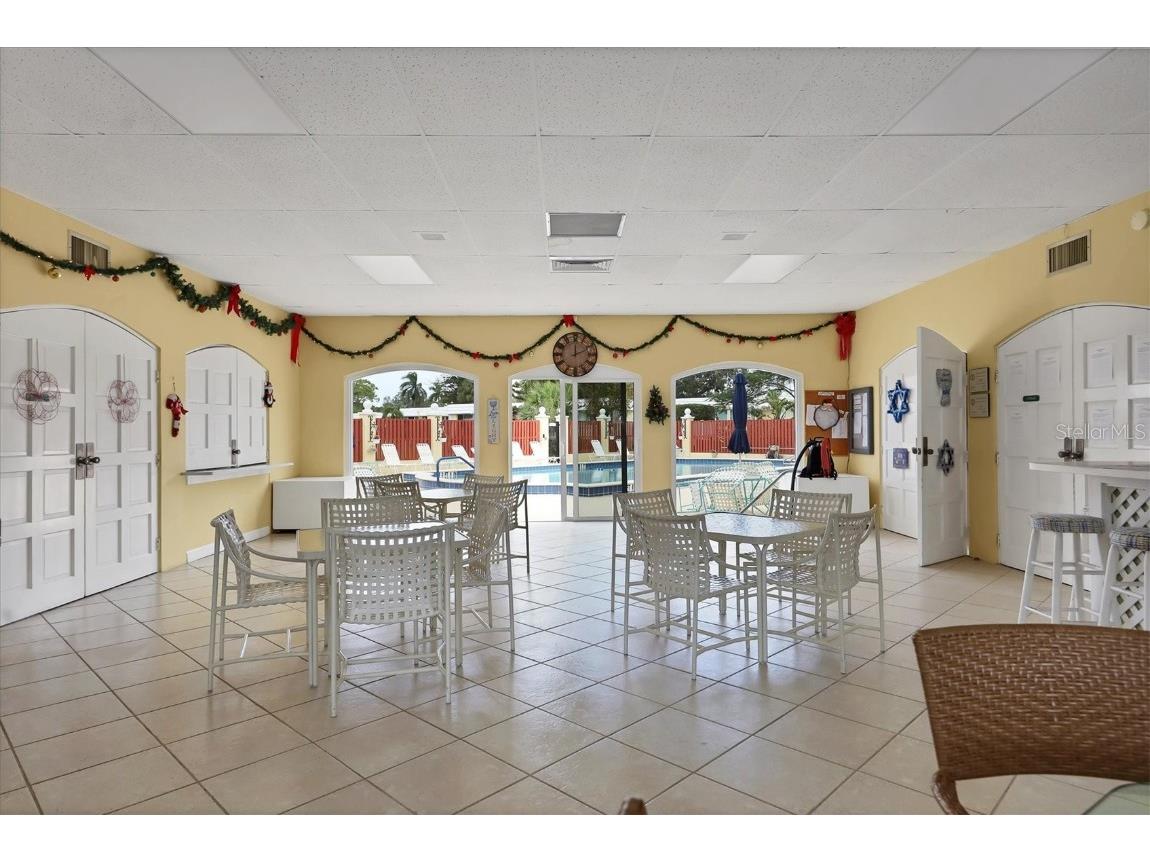 5849 Tidewood Avenue #12 Sarasota FL 34231 A4653430 image31