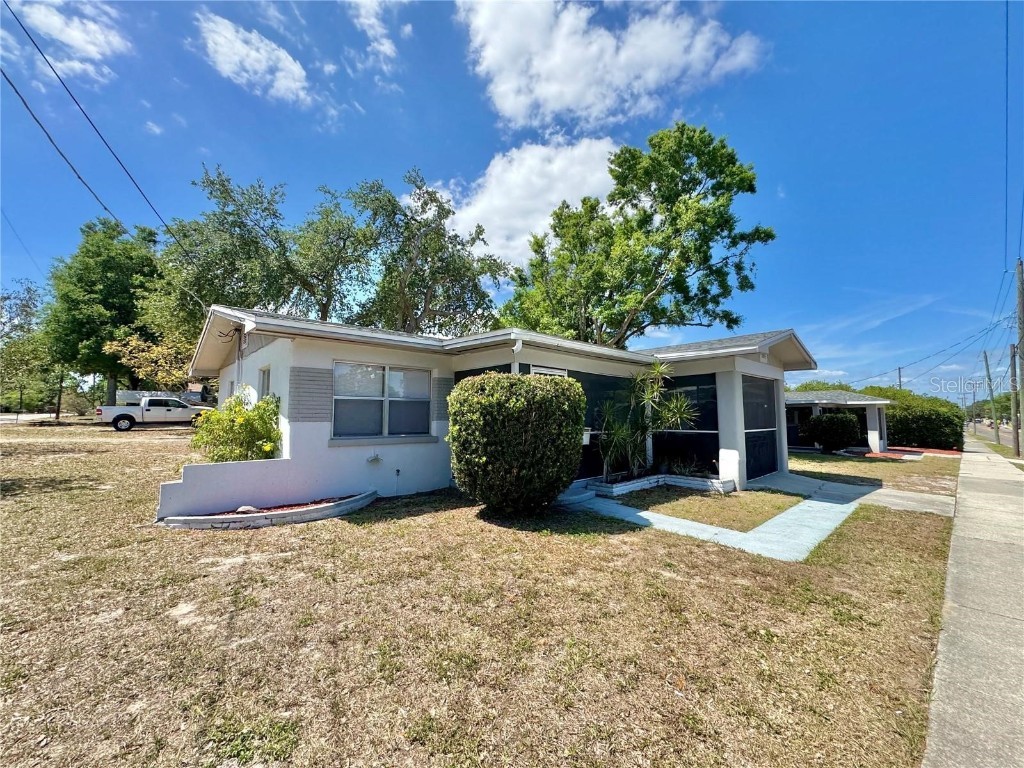 585 6th Street SE Winter Haven FL 33880 P4937153 image1