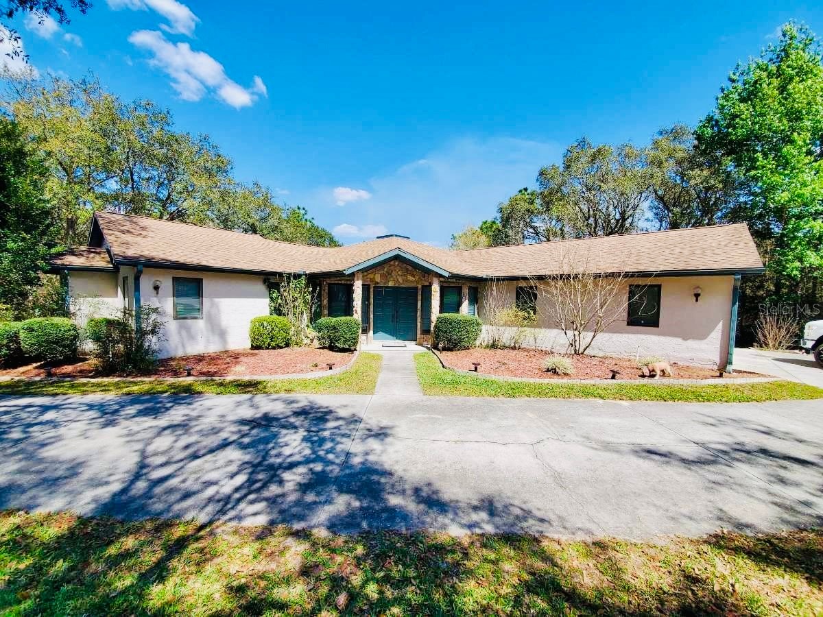 585 E Foresthill Place Hernando FL 34442 TB8482425 image1