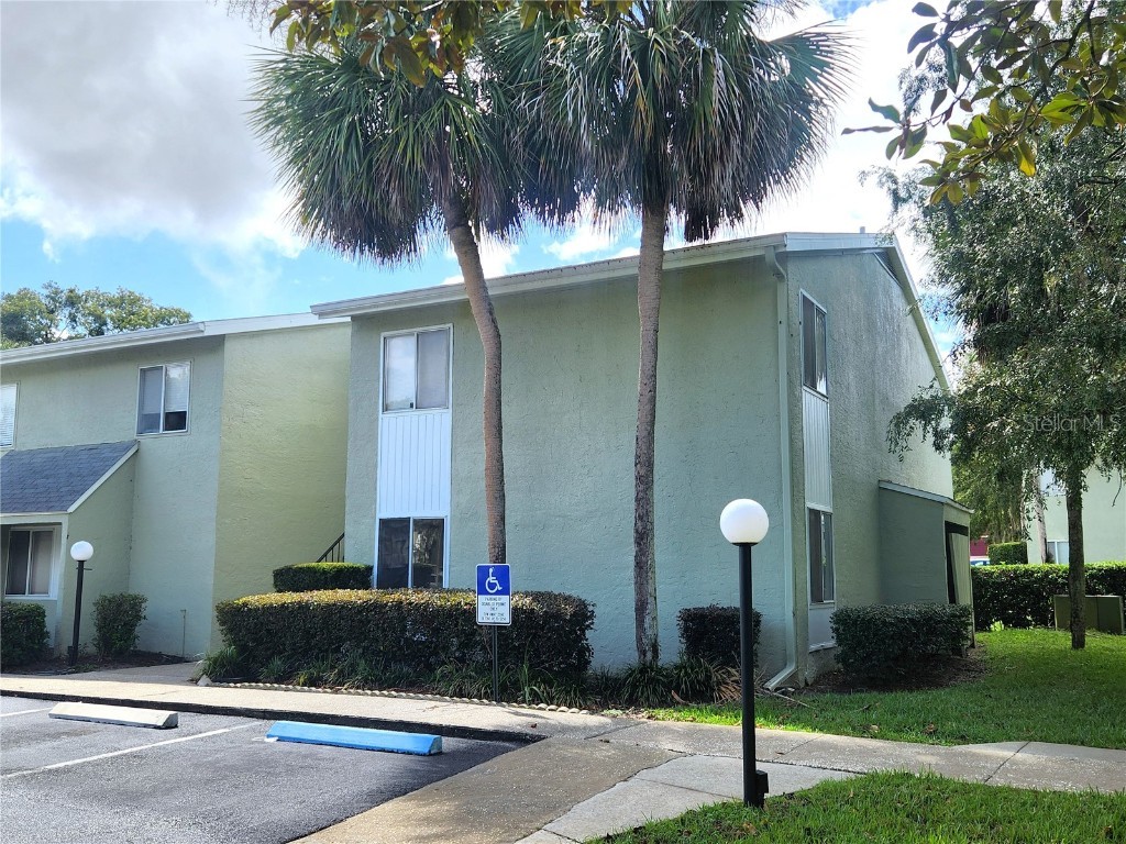 585 Fairways Circle #A Ocala FL 34472 OM711145 image1