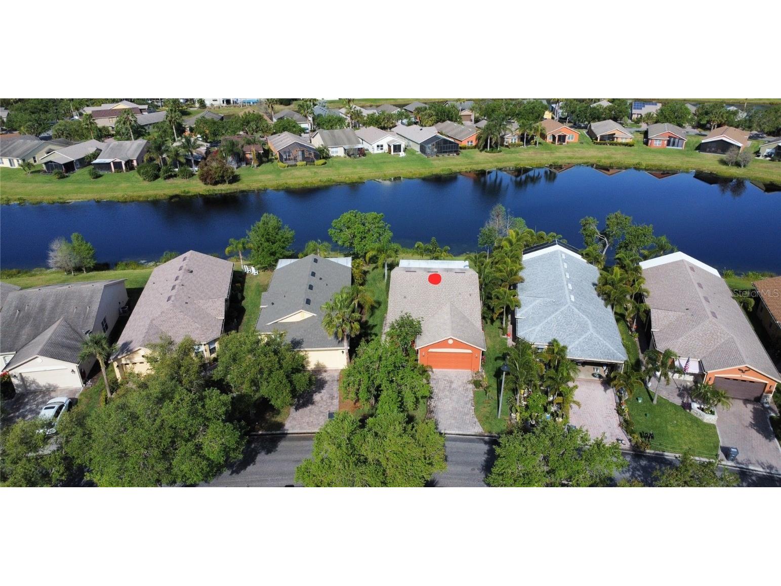 585 Grand Canal Drive Poinciana FL 34759 - Retention pond S5123176 image1