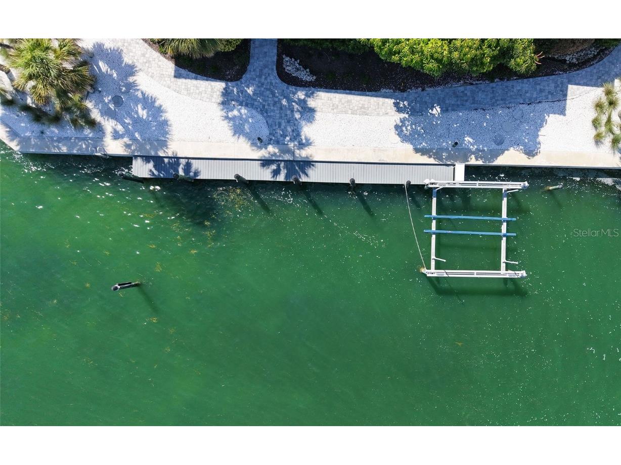 585 Gunwale Lane Longboat Key FL 34228 A4657691 image8