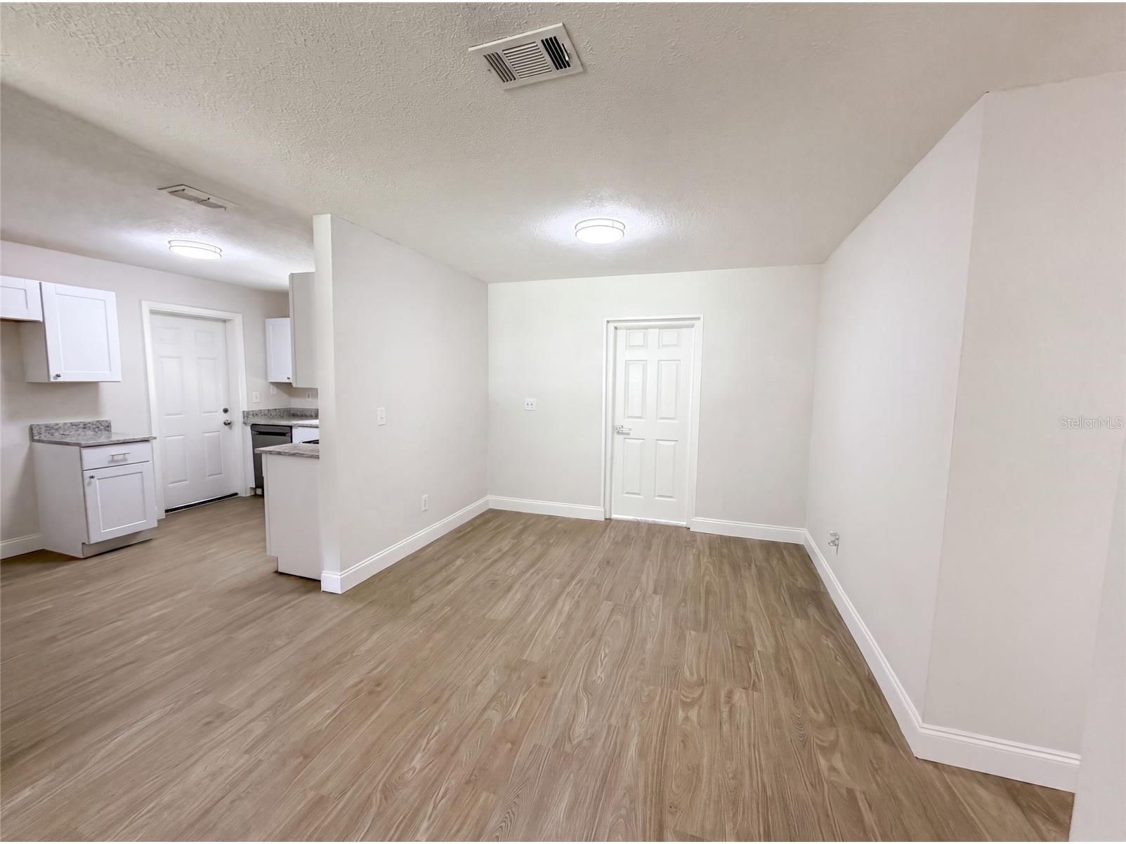 585 Hewett Drive Orlando FL 32807 O6425605 image14
