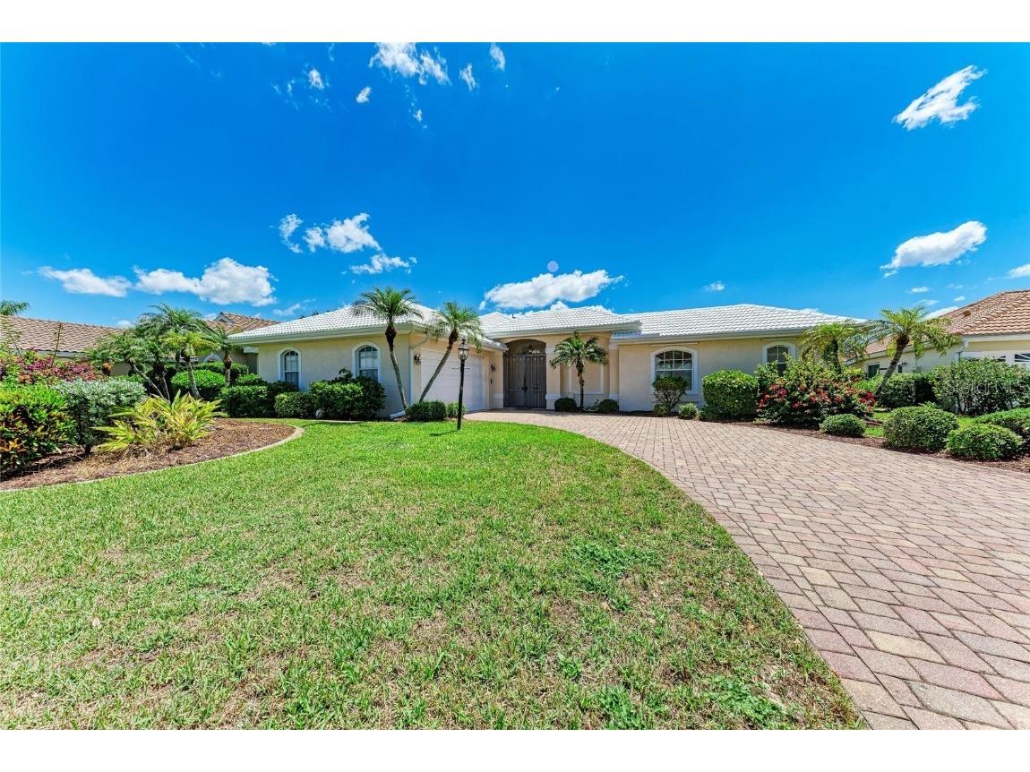 585 Khyber Lane Venice FL 34293 A4651065 image1