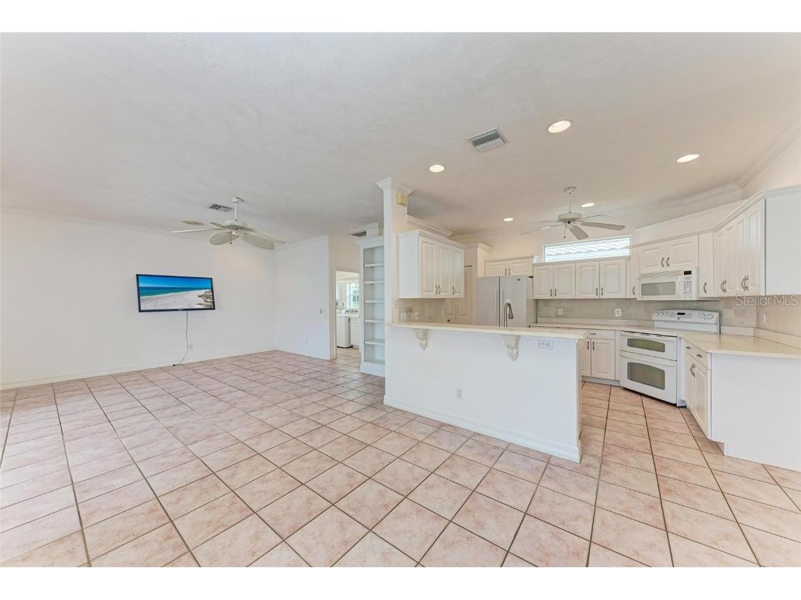 585 Khyber Lane Venice FL 34293 A4651065 image10