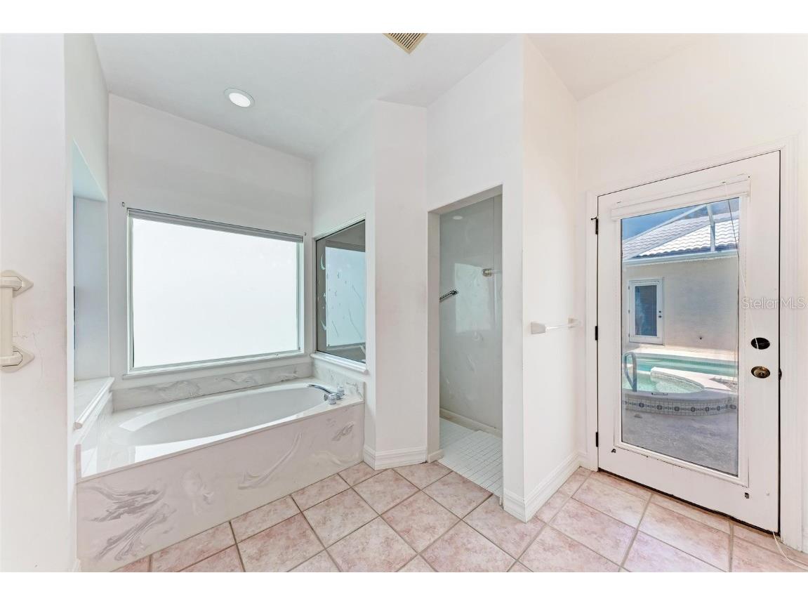 585 Khyber Lane Venice FL 34293 A4651065 image29