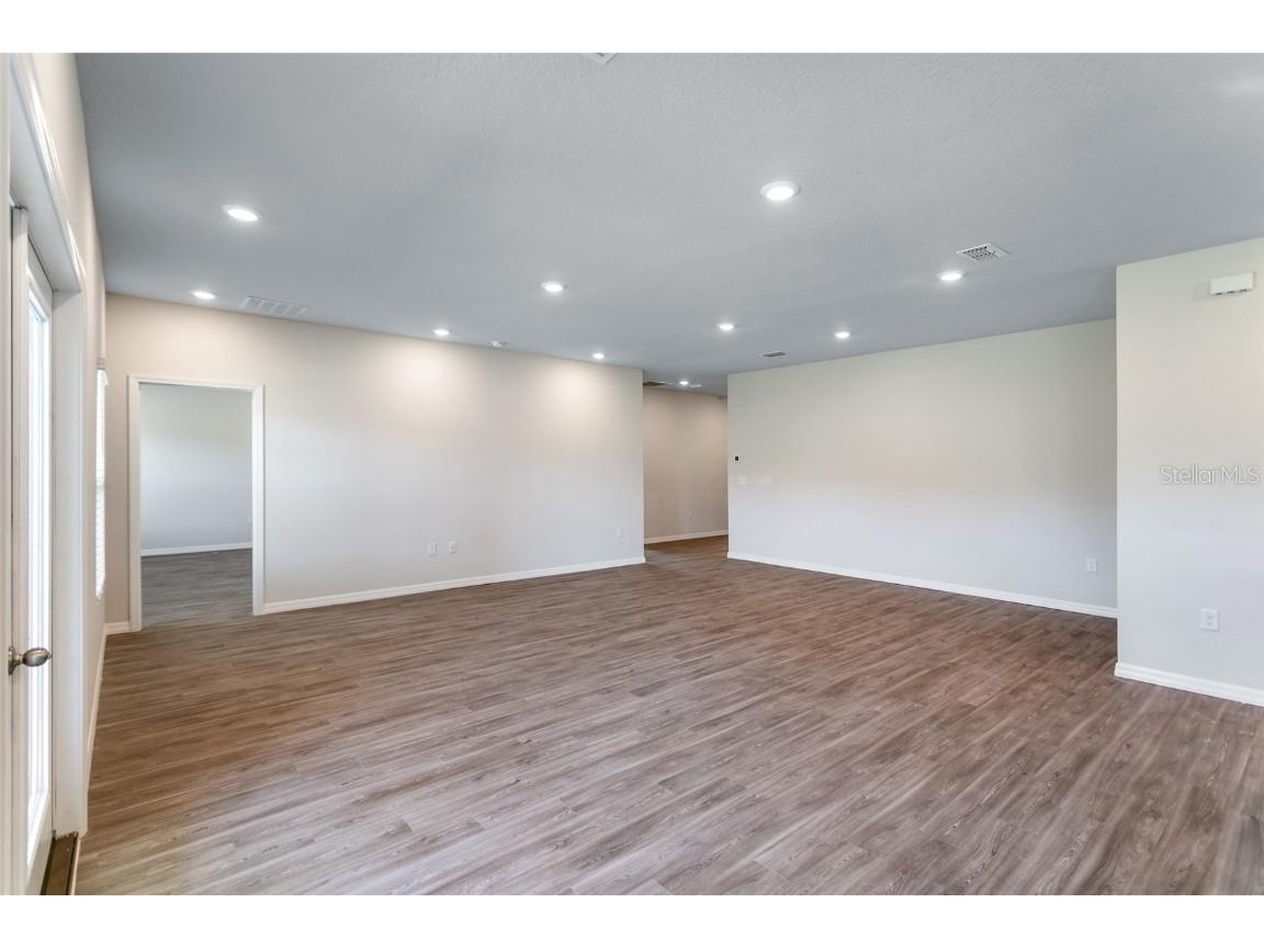 585 Marion Oaks Pass Ocala FL 34473 OM704052 image4