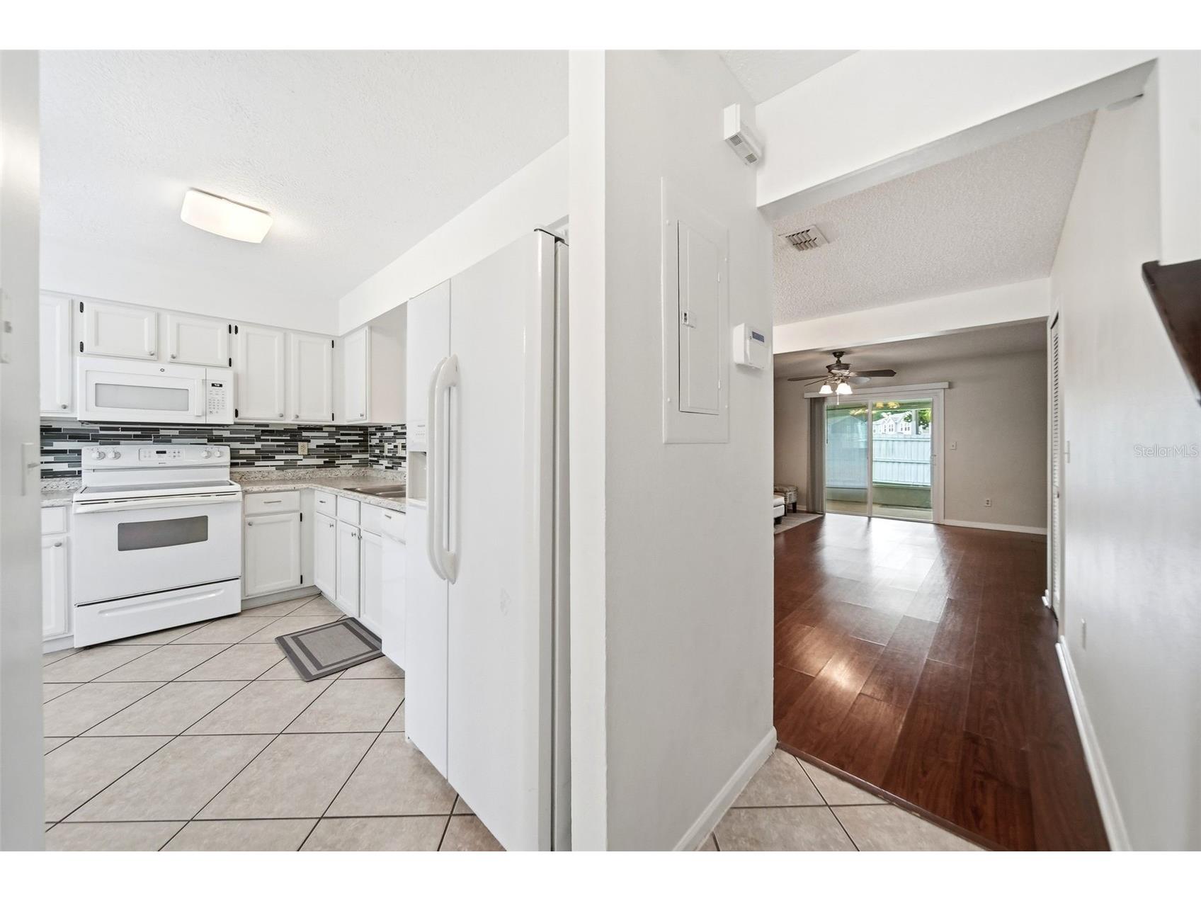 585 Shadow Glenn Place Winter Springs FL 32708 O6404267 image4