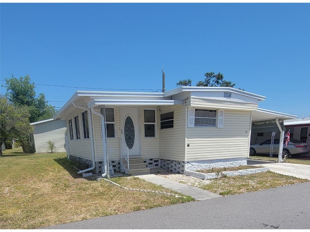 585 Sky Harbor Drive #327 Clearwater FL 33759 TB8379717 image1
