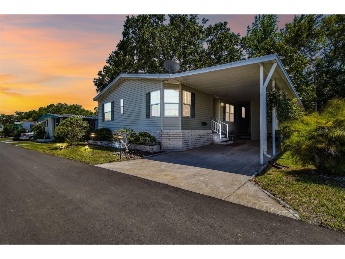 585 Sky Harbor Drive #420 Clearwater FL 33759 T3445451 image1