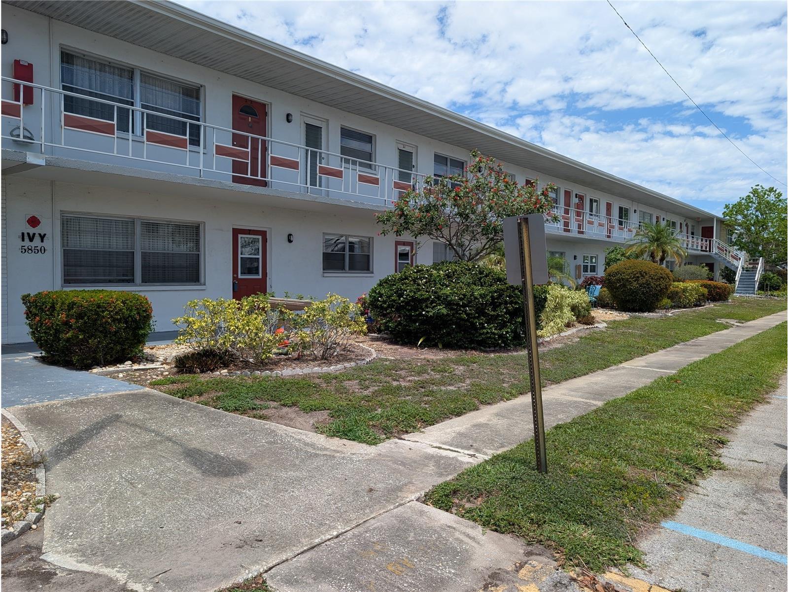 5850 18th Street N #11 Saint Petersburg FL 33714 TB8506311 image36