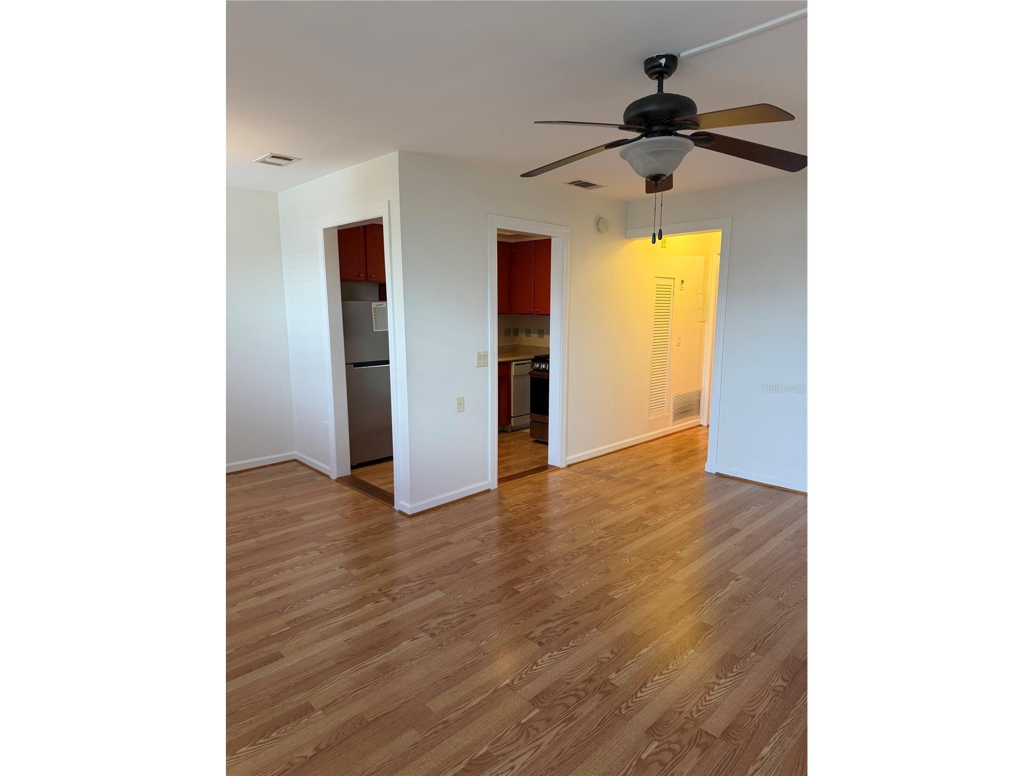 5850 18th Street N #16 Saint Petersburg FL 33714 TB8482232 image2