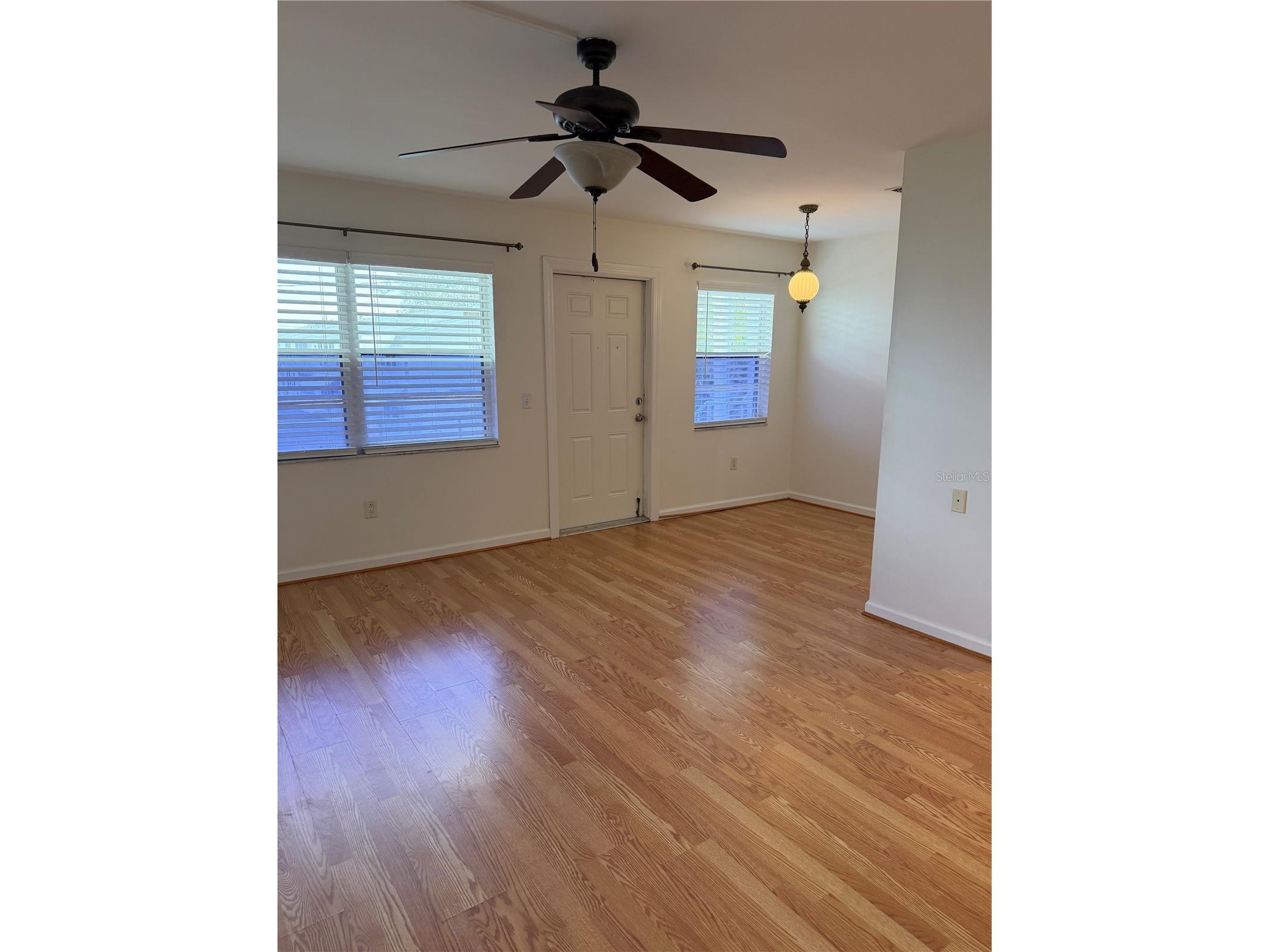 5850 18th Street N #16 Saint Petersburg FL 33714 TB8482232 image3