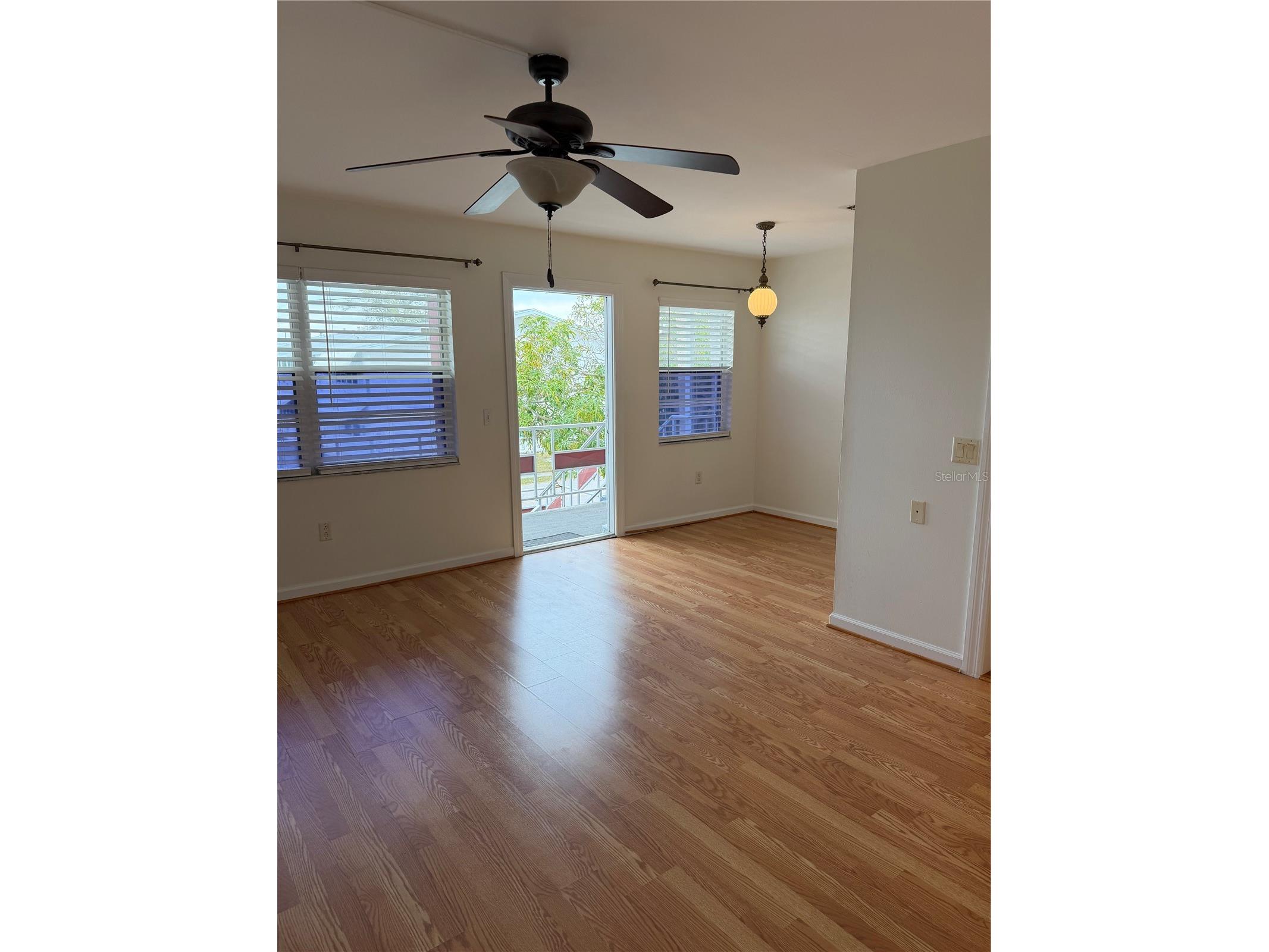 5850 18th Street N #16 Saint Petersburg FL 33714 TB8482232 image4