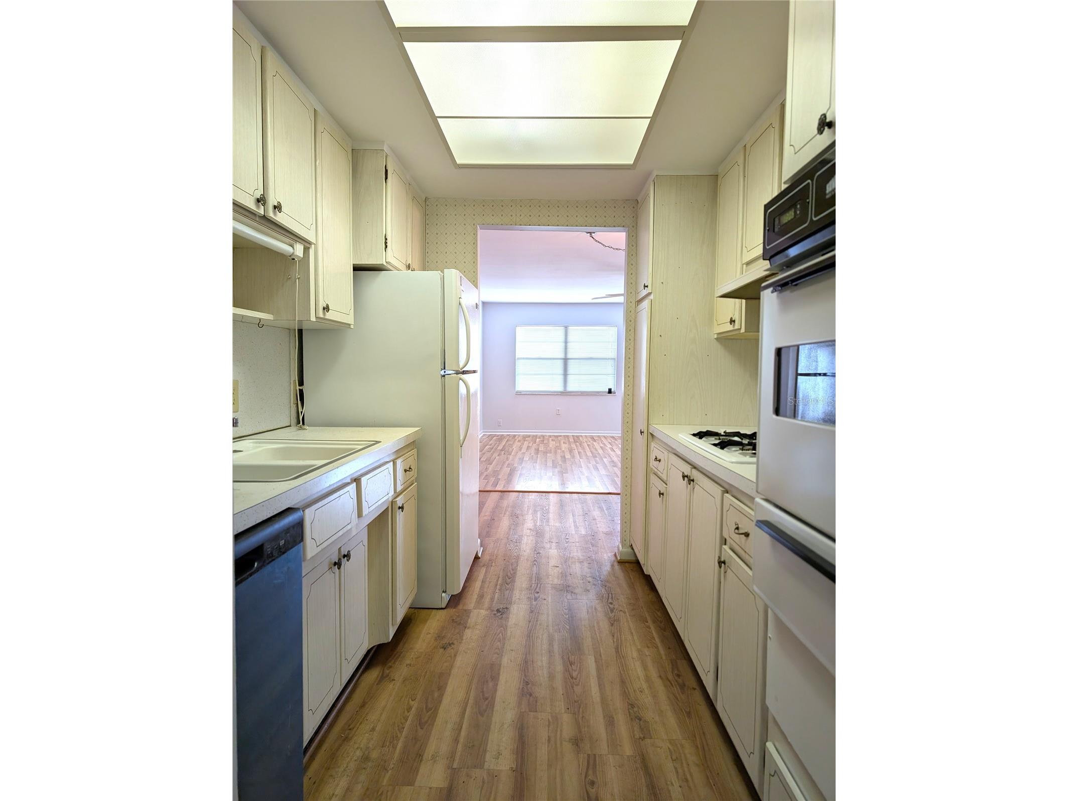 5850 18th Street N #23 Saint Petersburg FL 33714 TB8507662 image32