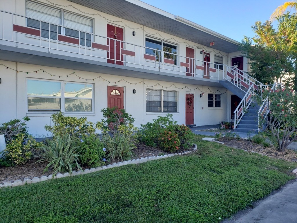 5850 18th Street N #27 Saint Petersburg FL 33714 U8185402 image1
