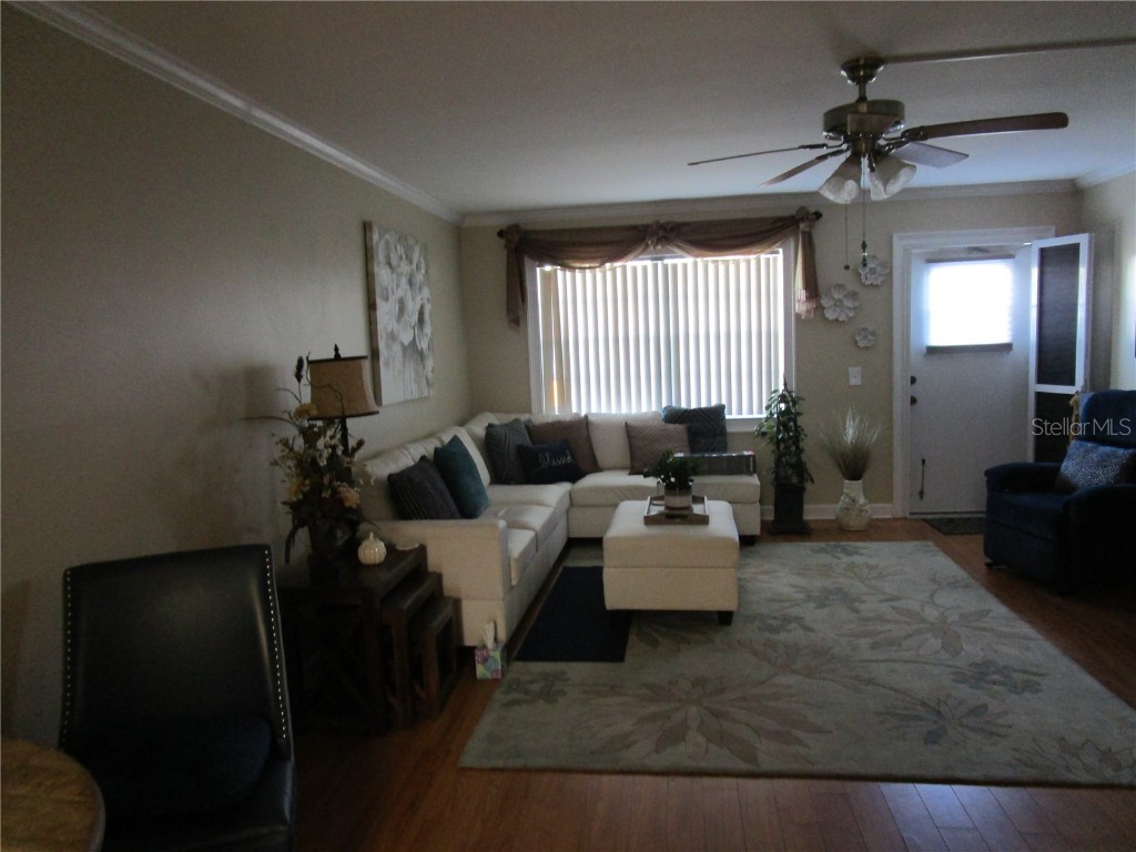 5850 18th Street N #8 Saint Petersburg FL 33714 TB8443357 image4