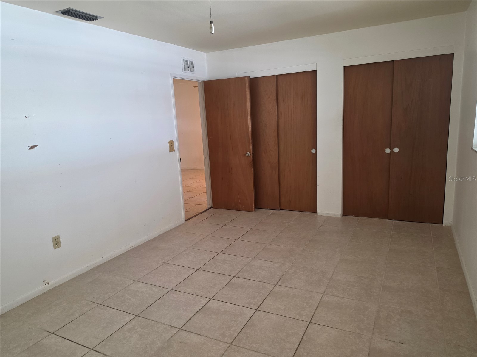 5850 21st Street N #15 Saint Petersburg FL 33714 TB8519617 image12