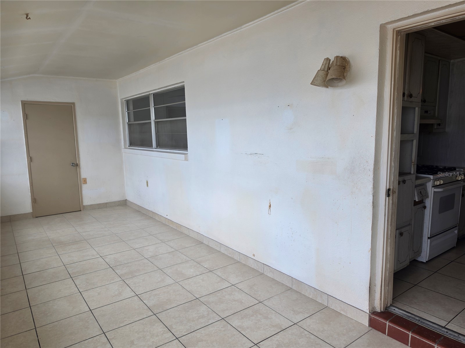 5850 21st Street N #15 Saint Petersburg FL 33714 TB8519617 image8