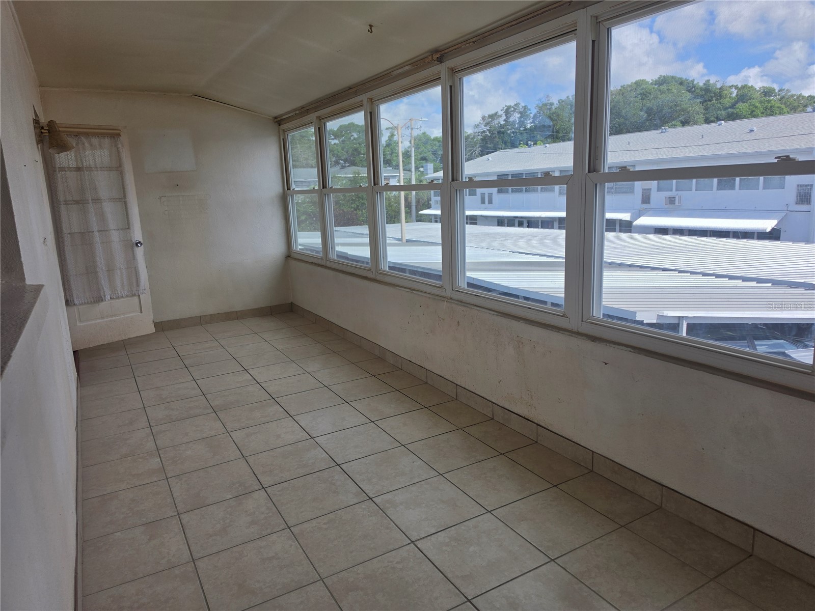 5850 21st Street N #15 Saint Petersburg FL 33714 TB8519617 image9