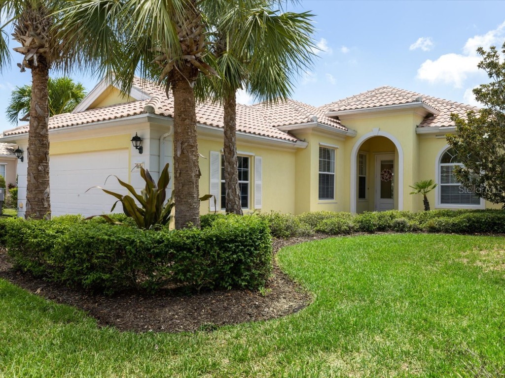 5850 Benevento Drive Sarasota FL 34238 - SOUTH CREEK A4571334 image1